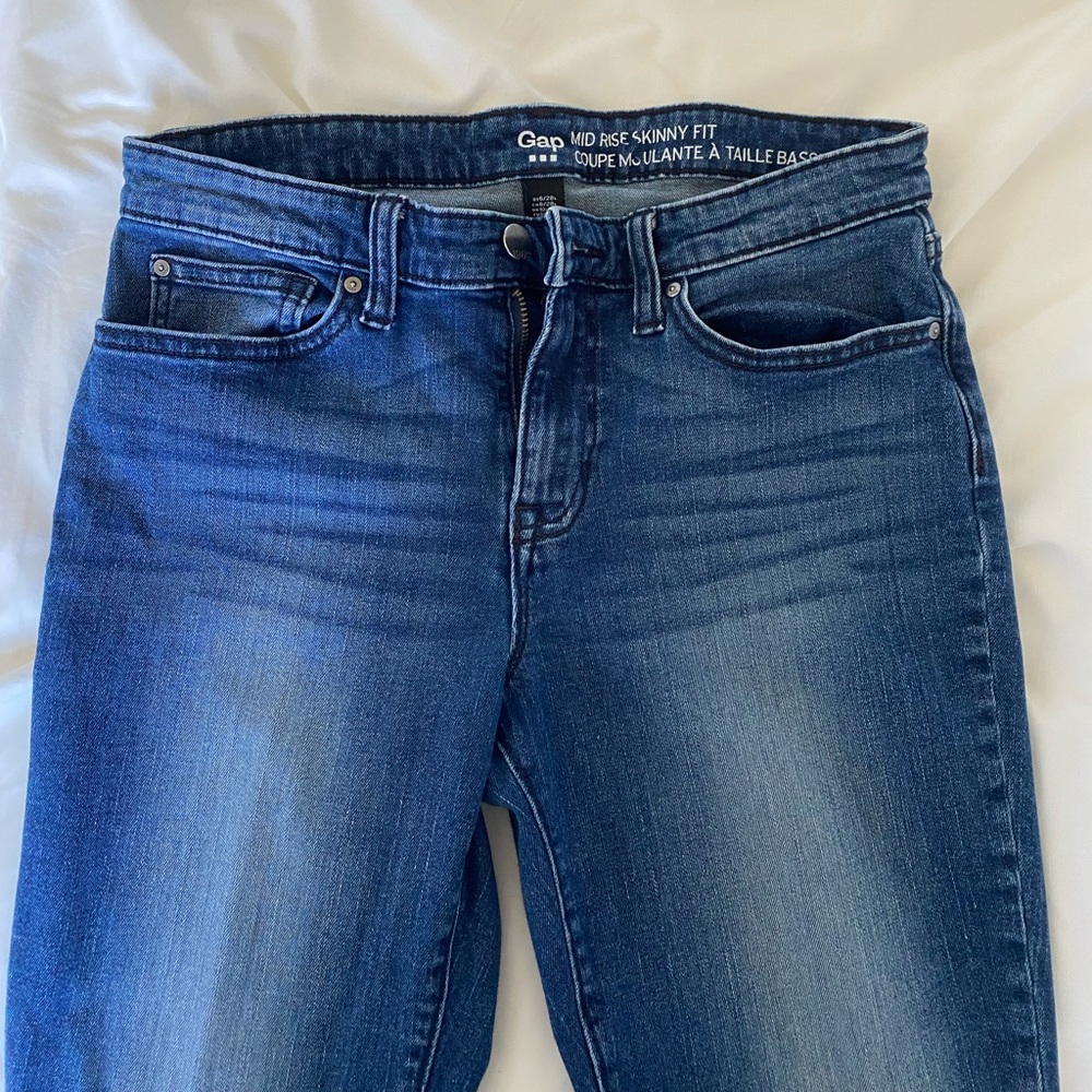 Mid rise skinny jeans